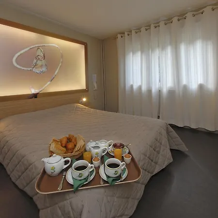 Logis Restaurant Des Gorges Du Tarn Hotel 3*